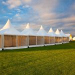 Jak zorganizować wesele w namiocie?